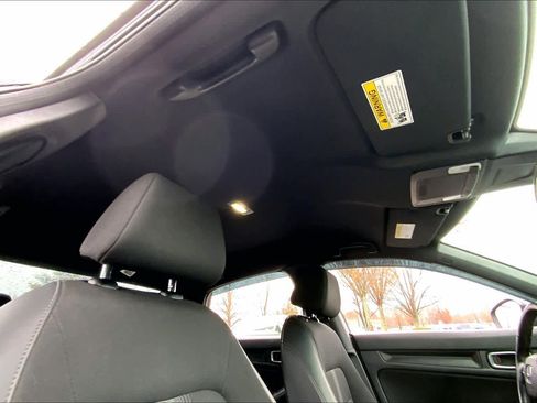 Used 2023 Honda Civic Sport image 13