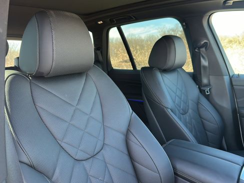 Certified 2024 BMW X5 xDrive40i w/ Premium Package image 25