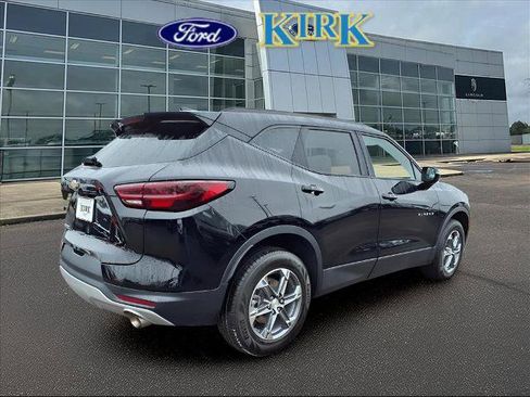 Used 2023 Chevrolet Blazer LT w/ Sound & Technology Package image 5