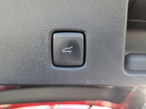 Used 2023 Ford Escape ST-Line image 13