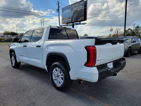 Used 2023 Toyota Tundra SR5 w/ SR5 Convenience Package AWD/4WD image 4