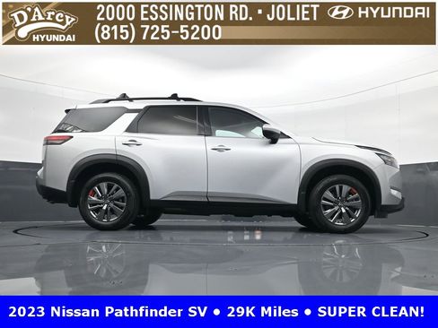 Used 2023 Nissan Pathfinder SV image 25