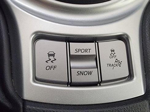 Used 2017 Subaru BRZ Limited image 26