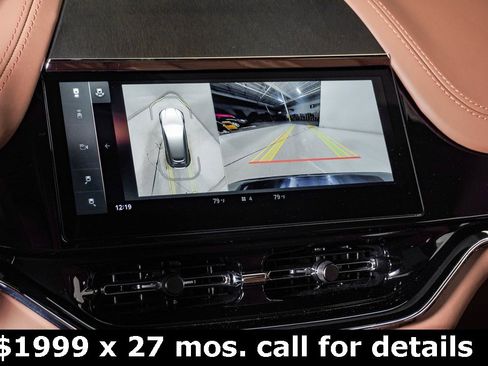 Used 2025 Aston Martin DBX 707 image 27