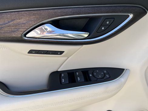 Certified 2023 Buick Envision Avenir FWD image 13