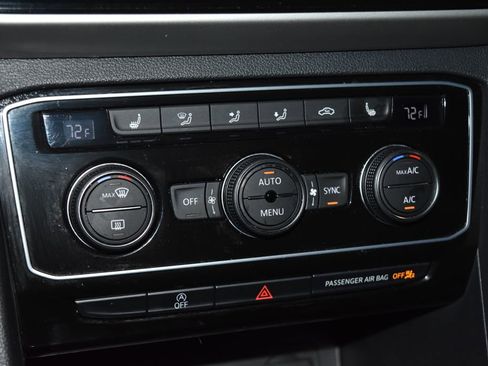 Used 2023 Volkswagen Atlas Cross Sport SE w/ Panoramic Sunroof Package image 14