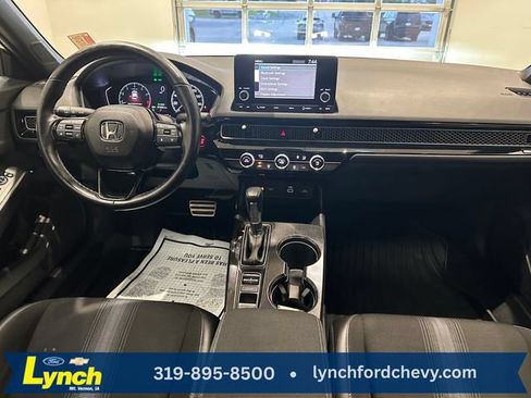 Used 2024 Honda Civic Sport image 8
