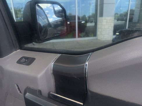Used 2020 Ford F150 XLT w/ Equipment Group 302A Luxury RWD image 16