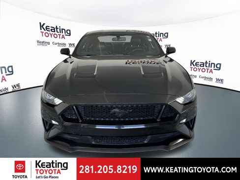 Used 2020 Ford Mustang GT Premium w/ Black Accent Package RWD image 10