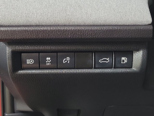 Used 2025 Toyota Camry Hybrid FWD image 23