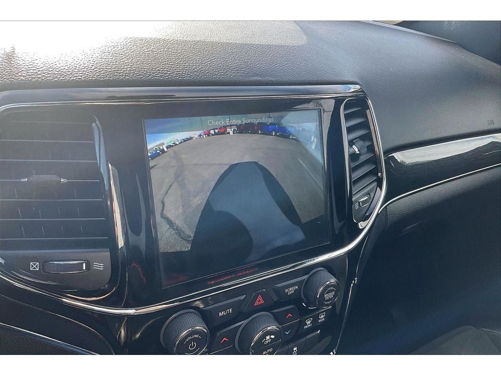 Used 2019 Jeep Grand Cherokee Trailhawk AWD/4WD image 23
