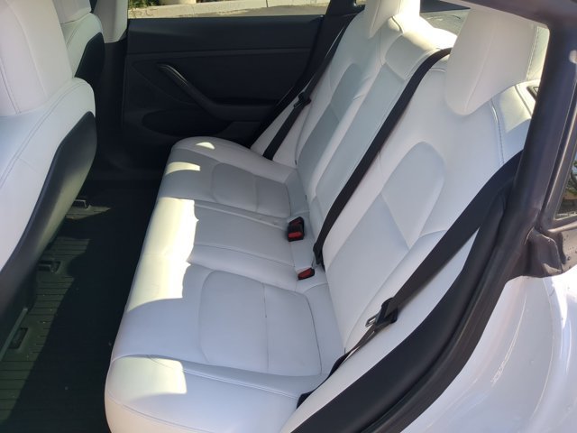 Used 2021 Tesla Model 3 Standard Range Plus RWD image 19