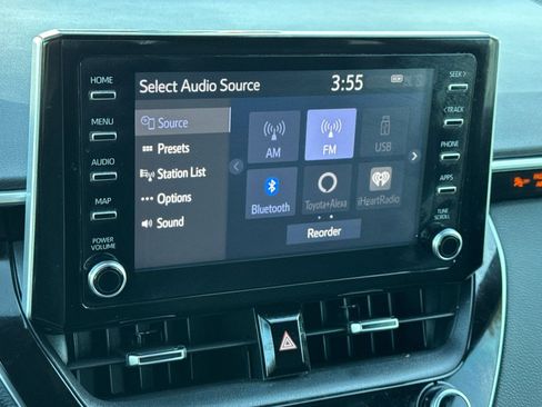 Used 2020 Toyota Corolla SE image 16