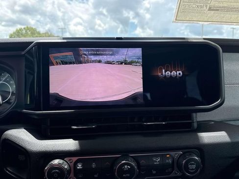 New 2026 Jeep Gladiator Sport AWD/4WD image 28