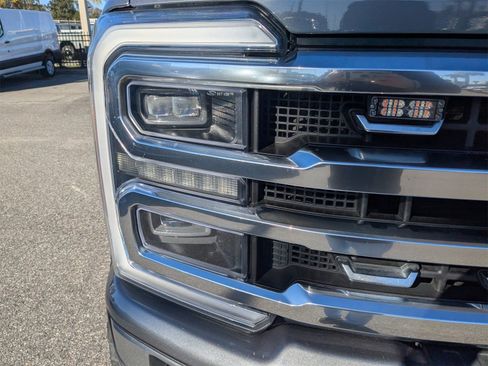 Used 2023 Ford F350 Platinum w/ FX4 Off-Road Package image 10