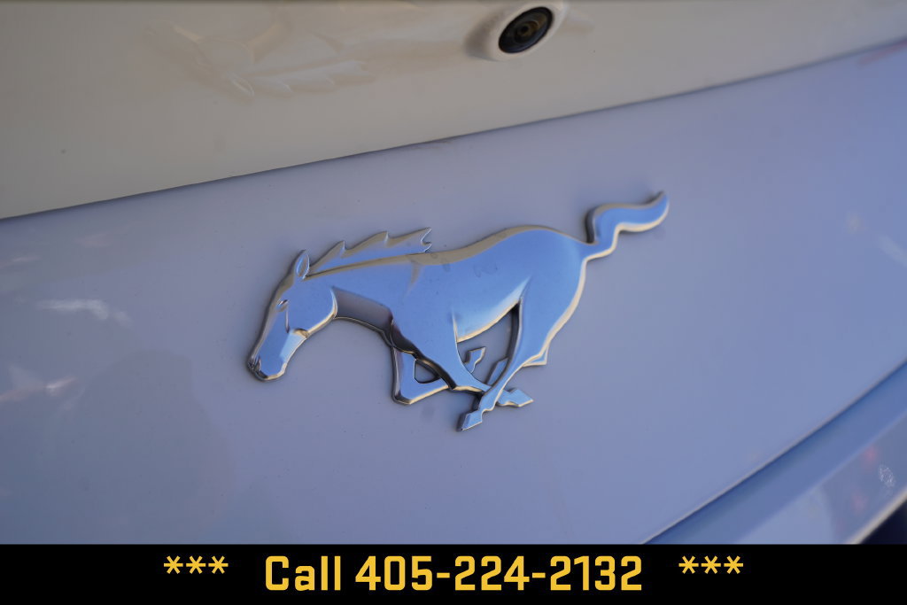 Used 2025 Ford Mustang Coupe RWD image 5