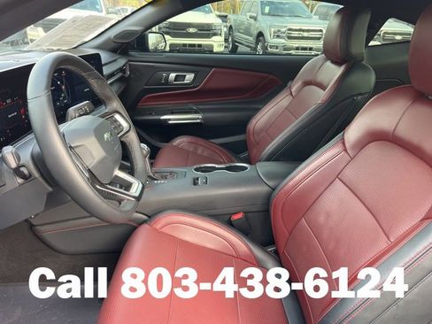 Used 2024 Ford Mustang Premium image 8