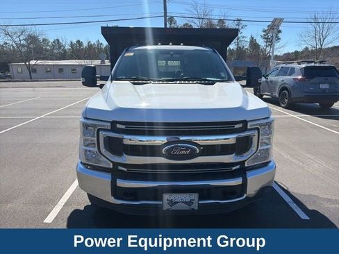 Used 2022 Ford F350 XL w/ Power Equipment Group image 2