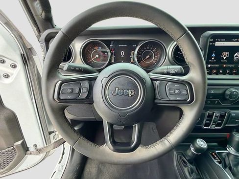 Used 2023 Jeep Wrangler Unlimited Sport AWD/4WD image 37