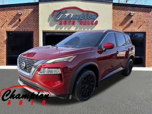Used 2022 Nissan Rogue SV w/ SV Premium Package FWD image 9