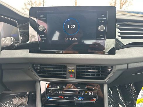 New 2026 Volkswagen Jetta SE image 20