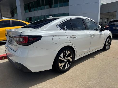 Used 2020 Subaru Legacy Premium AWD/4WD image 3