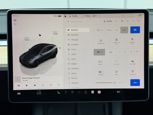 Used 2022 Tesla Model Y Long Range AWD/4WD image 23