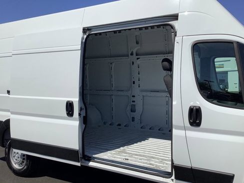 Used 2025 RAM ProMaster 3500 w/ Power Group image 22