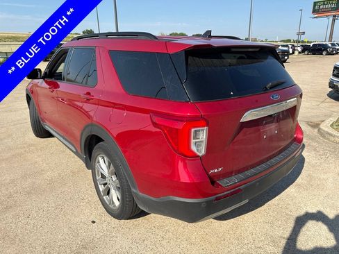 Used 2023 Ford Explorer XLT w/ Equipment Group 202A RWD image 8