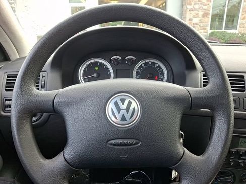 Used 2004 Volkswagen Jetta GLS FWD image 25