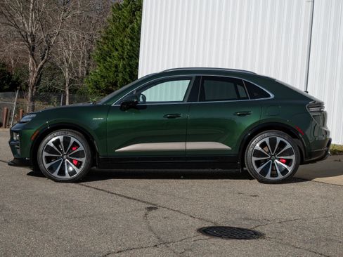 Used 2024 Porsche Macan Turbo Electric w/ Premium Package image 2