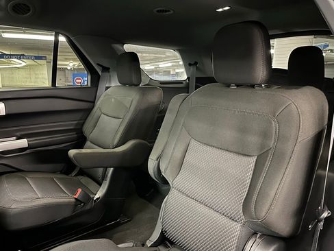 Used 2022 Ford Explorer XLT w/ Class IV Trailer Tow Package image 18