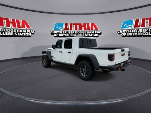New 2026 Jeep Gladiator Mojave image 6