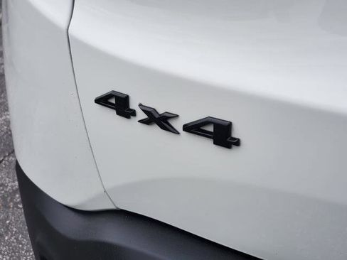 Used 2020 Jeep Renegade Altitude AWD/4WD image 29