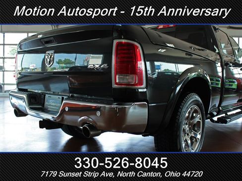 Used 2017 RAM 1500 Laramie AWD/4WD image 12