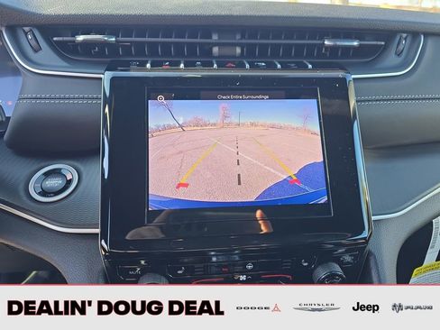 New 2026 Jeep Grand Cherokee Laredo X AWD/4WD image 19
