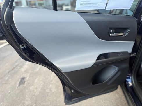 Certified 2023 Toyota Venza LE image 15