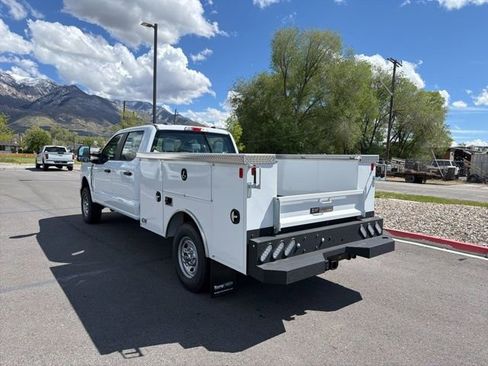 New 2026 Ford F250 XL w/ XL Chrome Package image 36