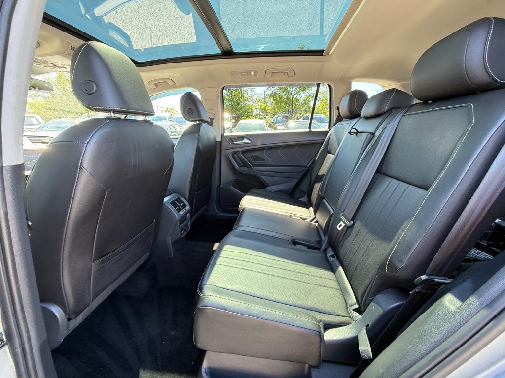 Used 2022 Volkswagen Tiguan SE w/ Panoramic Sunroof Package AWD/4WD image 21