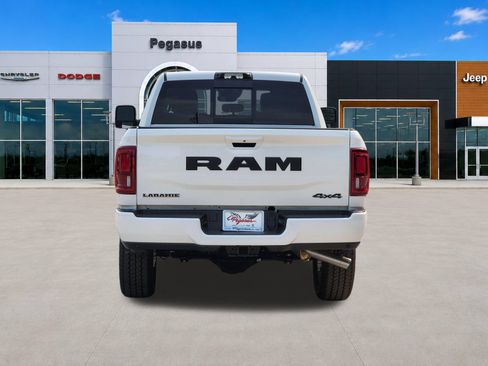 New 2026 RAM 2500 Laramie w/ Sport Appearance Package AWD/4WD image 8