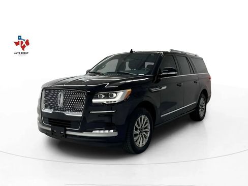 Used 2023 Lincoln Navigator L Standard Sport Utility 4D image 5