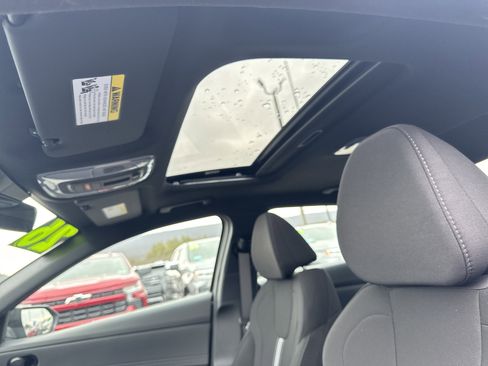 New 2026 Hyundai Elantra SEL Sport Premium image 28