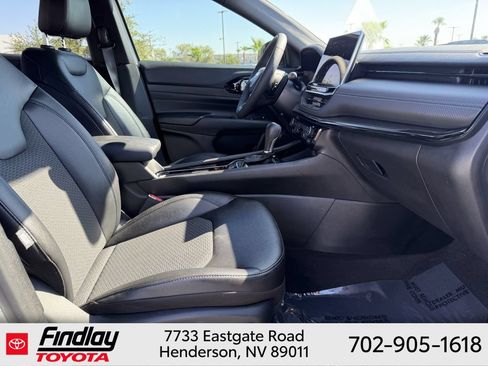 Used 2025 Jeep Compass Latitude w/ Altitude Special Edition AWD/4WD image 15