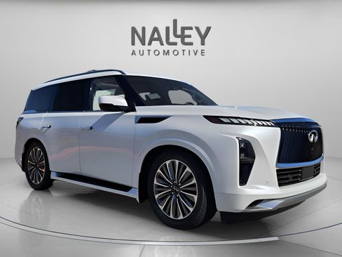 New 2026 INFINITI QX80 Luxe image 8