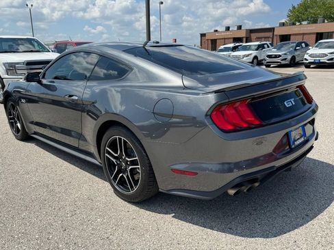 Used 2019 Ford Mustang GT Premium RWD image 5
