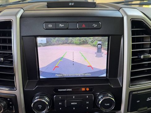 Used 2021 Ford F350 Lariat AWD/4WD image 22