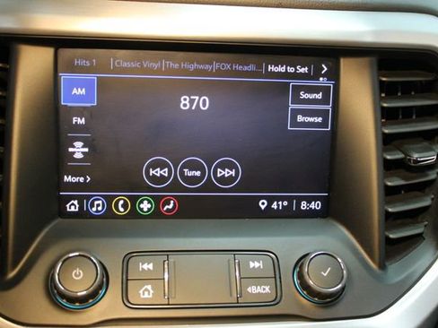 Used 2023 GMC Acadia SLE AWD/4WD image 29