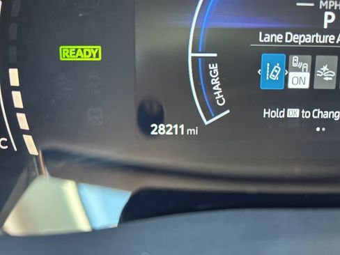 Used 2025 Toyota Camry LE FWD image 24