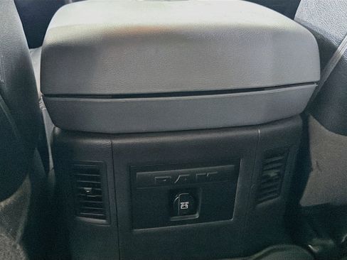 Used 2017 RAM 1500 Lone Star RWD image 25