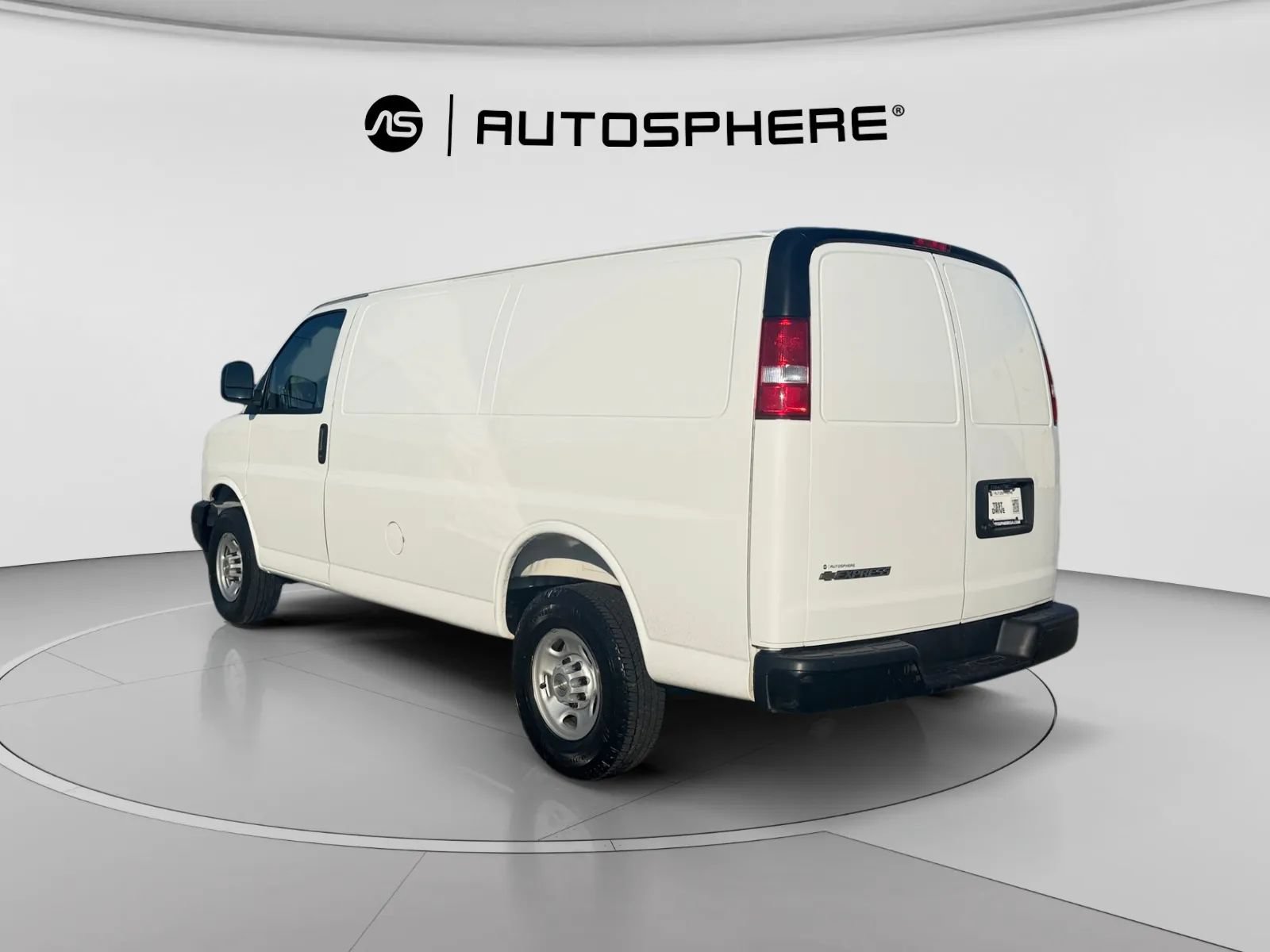 Used 2025 Chevrolet Express 2500 w/ Driver Convenience Package RWD image 6